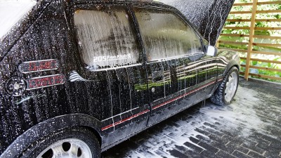 normalnie piana siedzi na aucie gestam no coz na tym "zestawie" polegla, nie powiem bylem w szoku