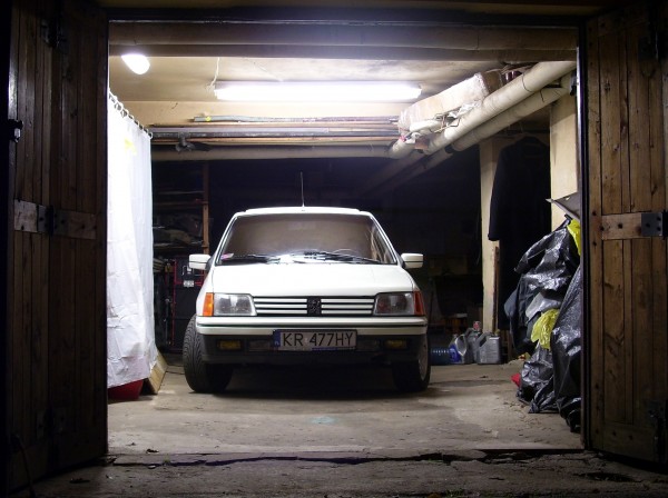 205 lacoste pieczara.jpg