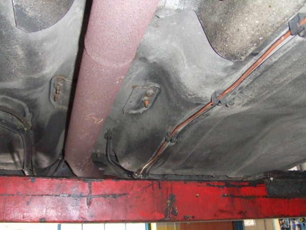 DSCF1061.JPG (1.22 MiB) Przejrzano 23805 razy przewód hamulcowy na tył.