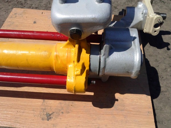 CAM00881.jpg (1.36 MiB) Przejrzano 9915 razy a wczesniej były spawane punktowo do jarzma, częstochowskie patenty