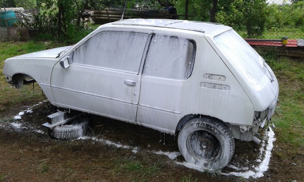 Mała kąpiel przed piaskowaniem