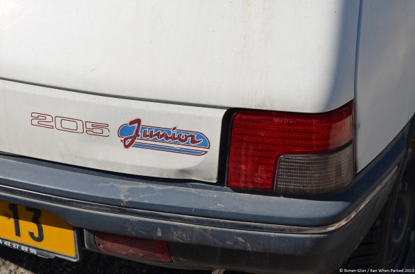 peugeot-205-junior-1.jpg